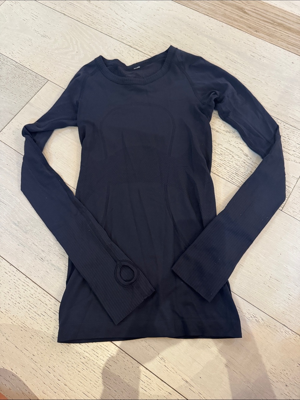 lululemon athletica Black Long-Sleeve Seamless Crew Top